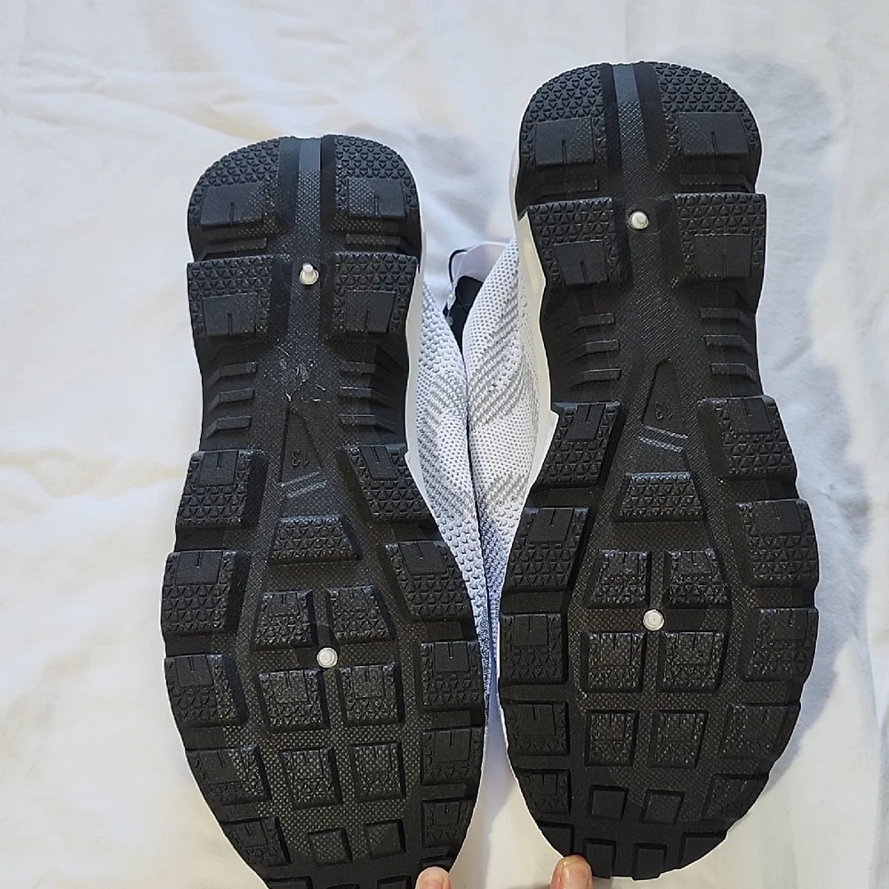 Ecko Unltd White and Gray men's knit athletic sneakers - Picture 7 of 8